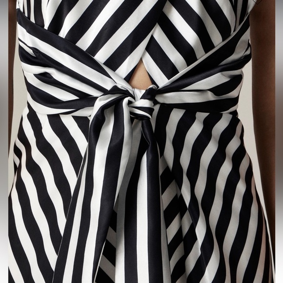 Christopher John Rogers X J.Crew cross-front maxi dress in stripe navy and white - Picture 4 of 13